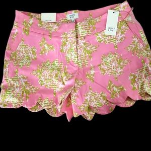 Women's Crown & Ivy pink floral scalloped hem miniskirt sz 4